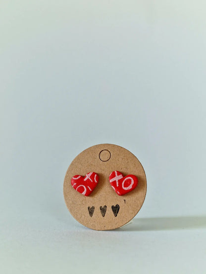 "Mini XOXO hearts" earrings