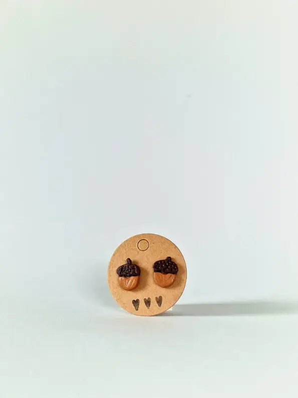 "Tiny acorn" earrings