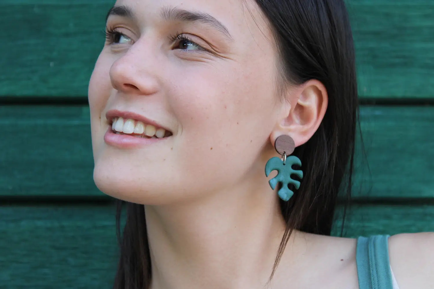 "Dangling monstera" earrings
